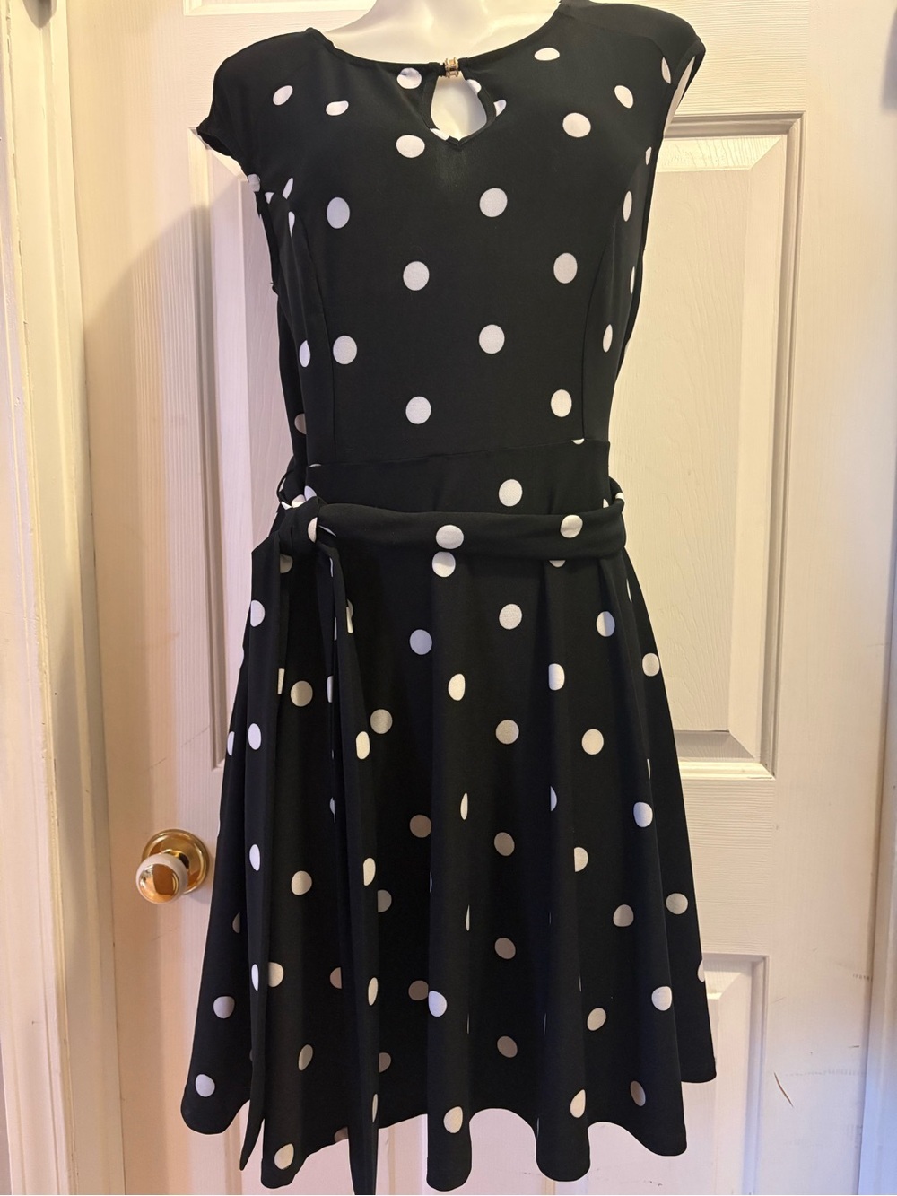 INC International Company, vintage inspired, black white Polka Dot Dress, Sz M.